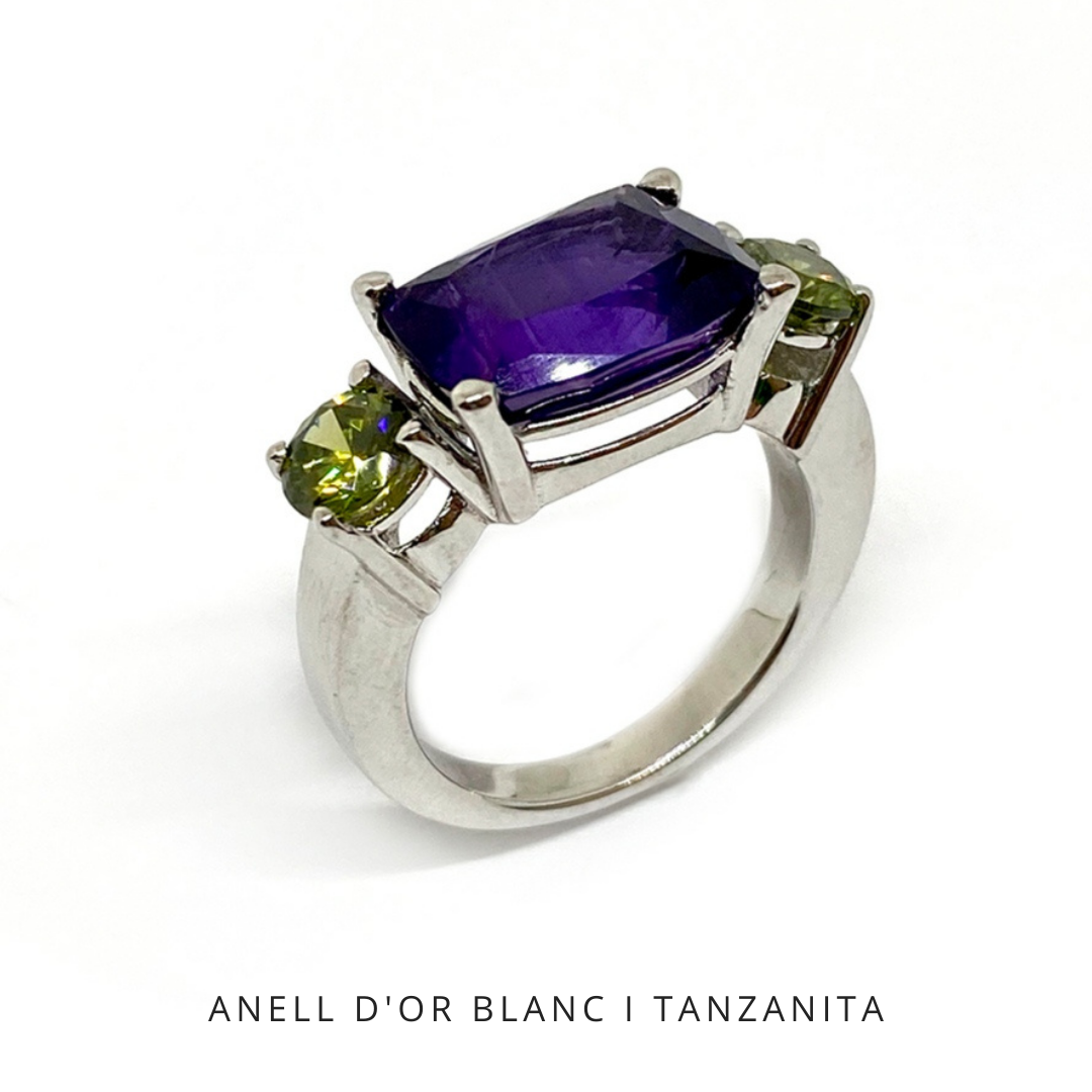 ANELL OR BLANC, TANZANITA I PERIDOT
